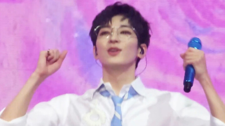 Beautiful Jeon Won-woo 4K live performance | That bouncy, energetic little cat is so, so cute^^