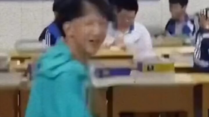 “Đẹp trai quá chừng”