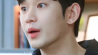 After three years of marriage, the male protagonist thought that love was just a marriage arranged b