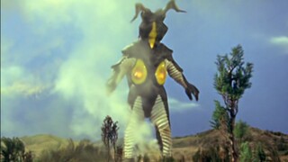Khi tiêu đề của các trùm kế tiếp của Ultraman được Google dịch hai mươi lần