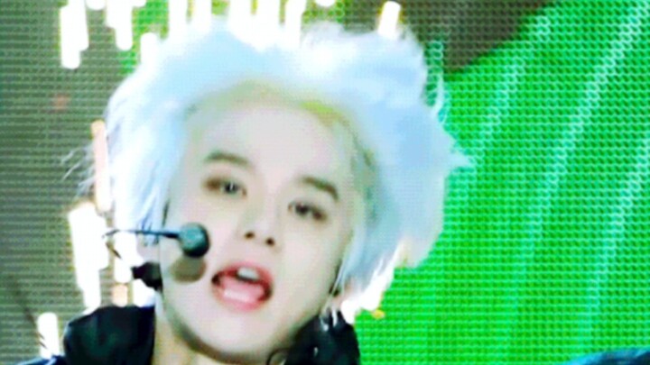 Anh ấy chính là thần tượng sinh năm 1998 duy nhất của nhà Tư Mã – Kim Jung-woo!