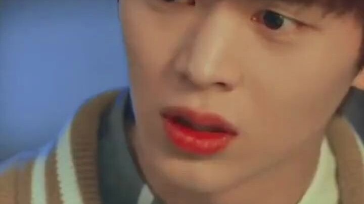 Goblin: Kita memang mirip, tapi ada perbedaan yang sangat besar? Batin Dehua: Tuan muda ini sungguh 