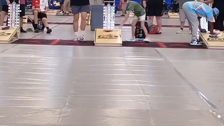 Pertarungan Para Ahli