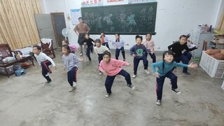 ［小学生从零开始学Locking］听着JB 跳着舞