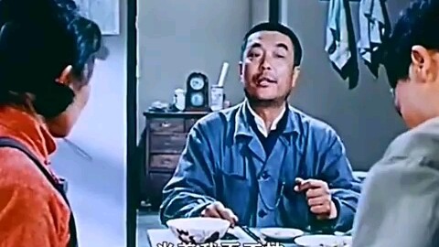 Mendengar sepatah kata darimu, lebih berharga daripada membaca buku selama sepuluh tahun!