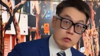 Semua orang membantu di bidang keahliannya.