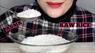 ASMR RAW RICE EATING || MAKAN BERAS MENTAH DI MANGKOK PAKE CENTONG || ASMR INDONESIA