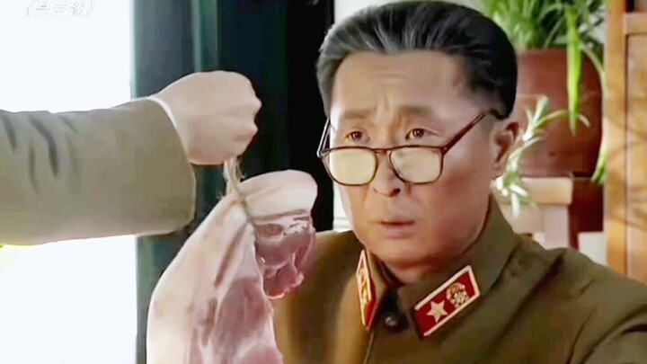 Pork is only for scientists, yet his daughter brings home three kilos—General Nie flies into a rage 