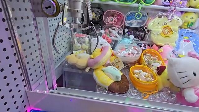 Having a Blast at PICK A PRIZE Arcade in Singapore!