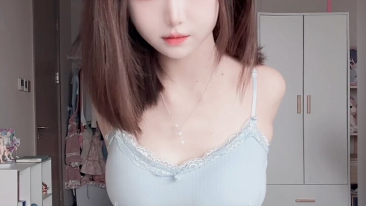 Vũ Bảo hóa trang lắc lư~ Còn muốn xem skin nào nữa?