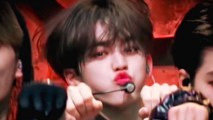 Crazy, Hilarious Puppy | Online Chest-Bumping Show 【Choi Seungcheol】