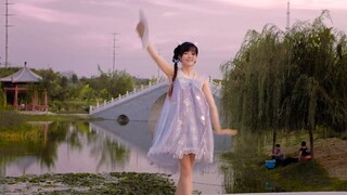Aku mengirimkan cintaku dan bulan cerah |. Lagu cinta spesial ala Tiongkok untuk Hari Valentine Tion