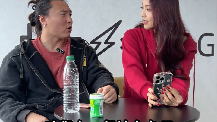 Setiap hari dipukuli oleh pacar perempuan