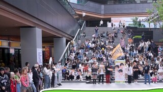 [Dukungan Pra-Ulang Tahun TFBOYS ke-10 di Chengdu] (Panggung Kpop di depan umum Chengdu Sanli Plaza)