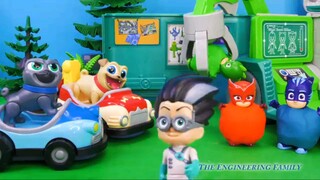 Puppy Dog Pals Rescue PJ Masks from Romeos  Playdoh Traps