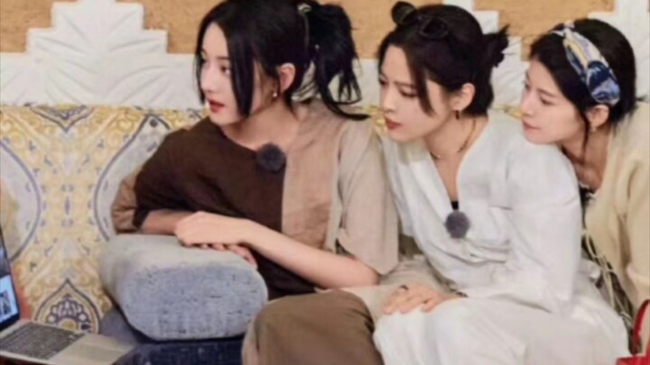 เจงก้าสาวน้อยคนที่สามและสี่