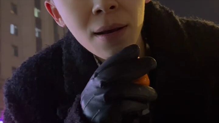 Lạc mất chính mình trong từng tiếng...