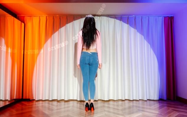 Jeans High Heels LipHip [4K] [Classic Cover Dance]