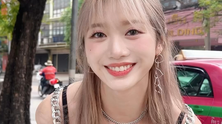 【Gen1es】240415 Wang Ke: First time on the streets of Thailand cha! TWICE "ONE SPARK"