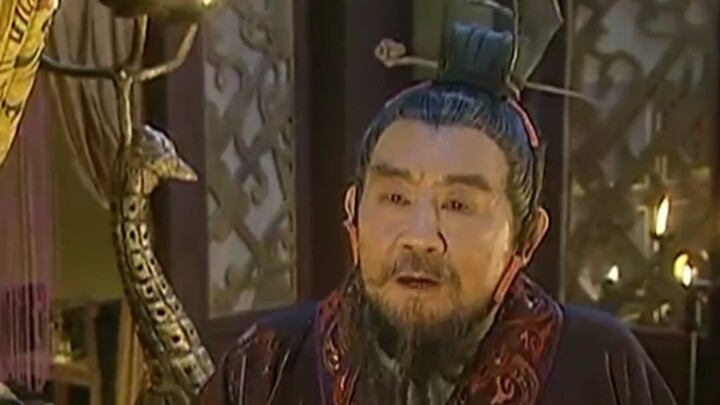 Wang Mang arbitrarily executed members of the Liu clan and forced the Grand Empress Dowager to procl