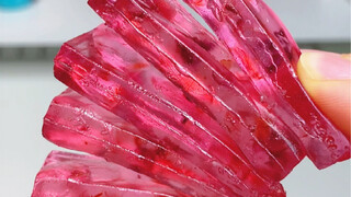 Yunnan's local snacks are ugly in packaging but incredibly delicious!
