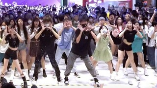【aespa】Next Level Random Dance丨 ว่ากันว่าอีซูมานมีความสุขมากเมื่อเห็นมัน ฉากสนับสนุนที่ Zharen เองก็