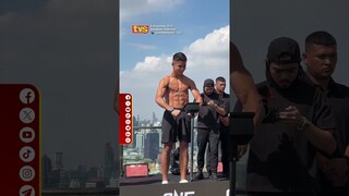 Pertarungan yang dinantikan dari Johan Ghazali (Jojo) dengan lawannya, Edgar Tabares dari Mexico