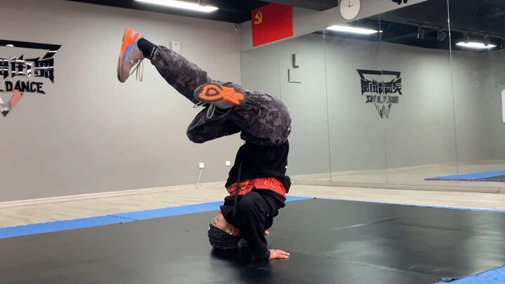 Phô diễn tuyệt kỹ hip-hop của bạn, cùng nhảy thôi nào! Bboy Hạo Nhiên HR