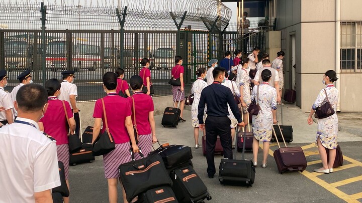 A perspective you’ve never seen before takes you behind the scenes of a China Southern Airlines flig