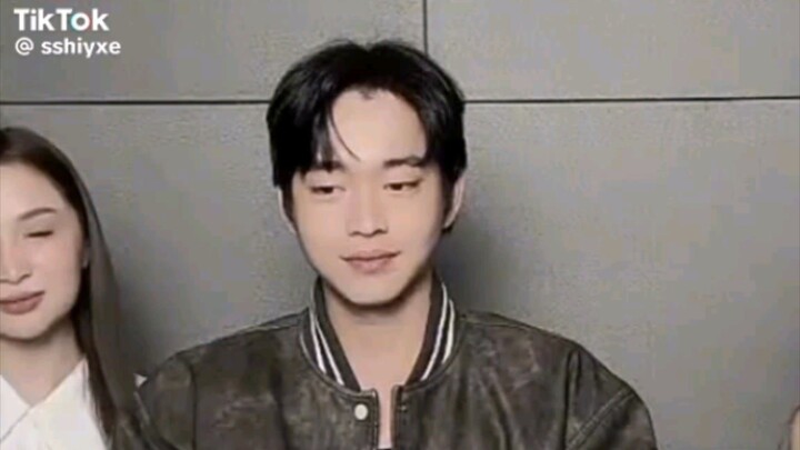 I miss Rabin's red hair..