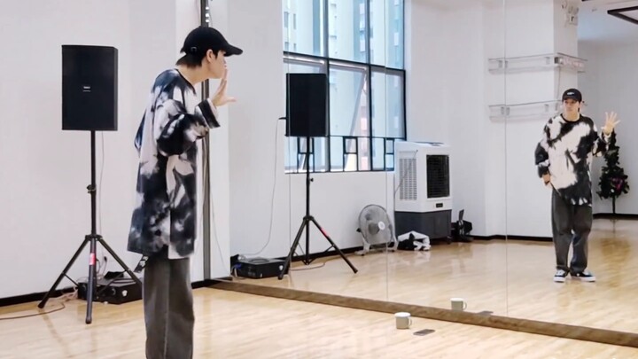 كيف تتدرب على طريقة الجمع الأساسي للإيقاع؟ أبسط الأشياء، لكنها تصبح معقدة عند الرقص!