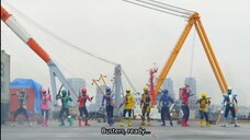 Go-Busters vs Gokaiger Henshin