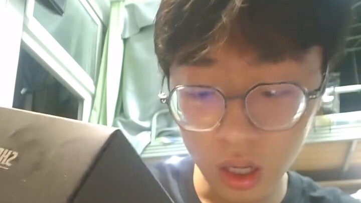 A few things you must know about playing with glue