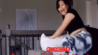 Trò đùa búp bê chuyển động thật buồn cười😂