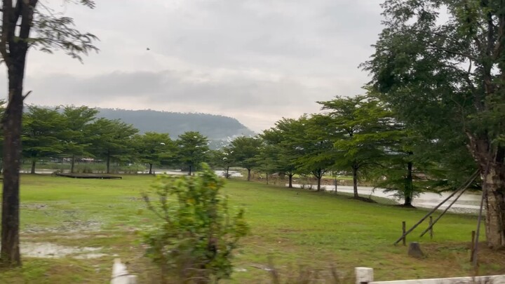 เดินทาง