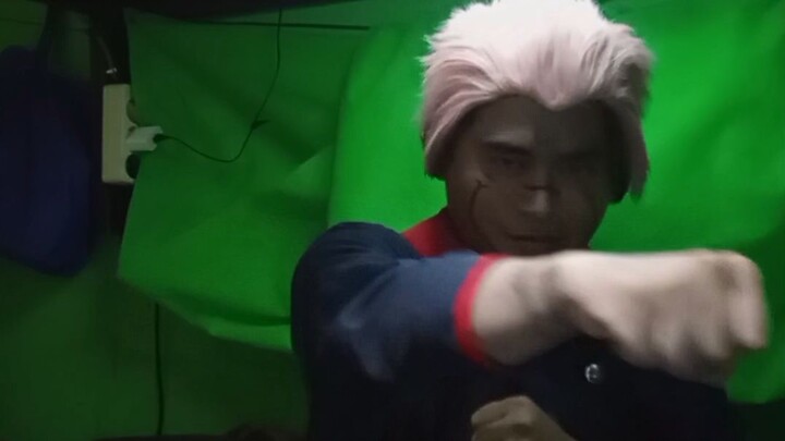 Cosplay transisi Itadori yuji dan Ryomen Sukuna