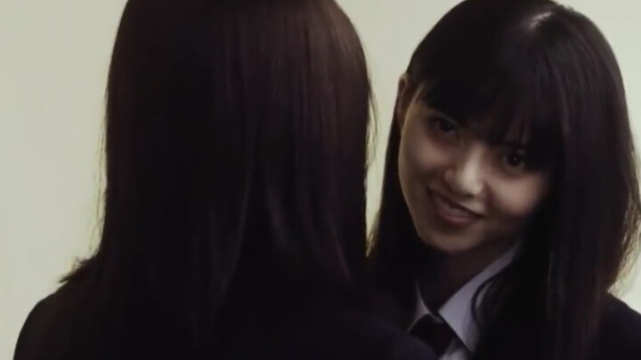 [Film]Saitō Asuka mencium Maeda Atsuko|<Remote de Korosareru>