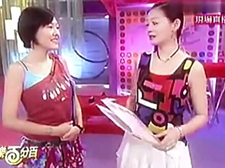 ต้าซีถูกลอตเตอรี่ แจกให้ทีมงานรายการสดๆ กลางรายการ “Entertainment 100%”