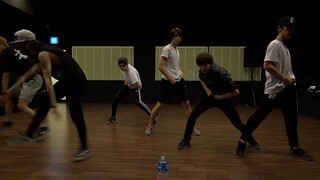 Let’s look forward to the dance practice video of SM’s undebuted new boy group SR15B