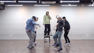 BTS - Airplane Pt2 練習室(中韓字）1. 原版/2.鏡像版