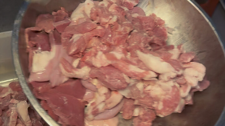 惠州夜宵来一碗猪红粥太香了