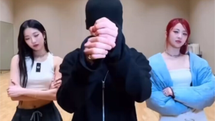 He took this dance to a whole new level. He danced it easy, while I danced it busy.