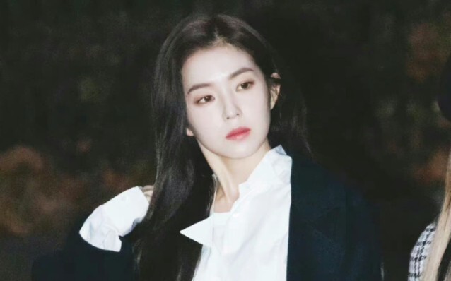 【Bùi Châu Huyên】Đèn flash: Thôi xong, gặp đối thủ rồi!