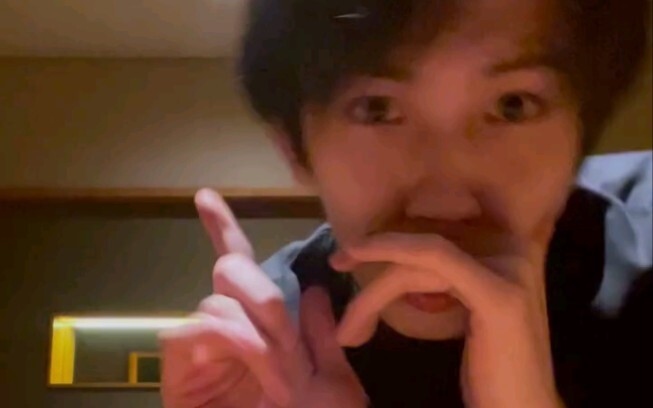 Nggak ada yang bisa ngalahin Lin Mo di BGM!! Aku suka banget es krim~