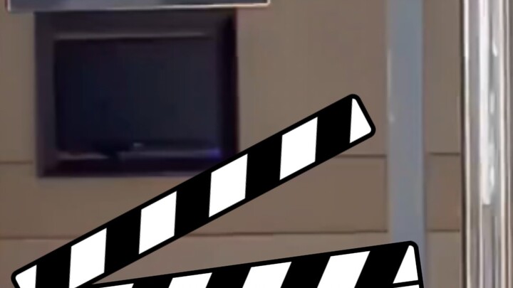 ผมเป็นกังวลมากว่าเขาอาจจะถูกลักพาตัว พี่ชายของผมชื่อเต้าจึงบีบแตรอยู่ด้านหลัง