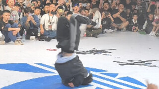 街舞比赛中外对决 实力少年惊呆全场