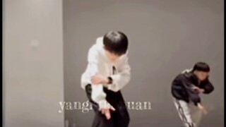 《love shot》新年音乐会让！他！跳！【TF家族】丨【杨博文】