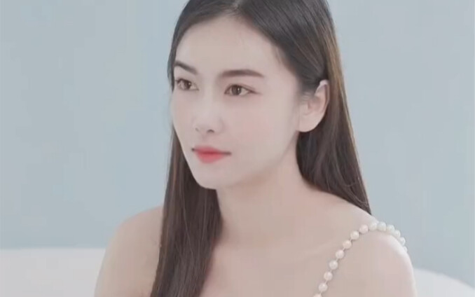 เพื่อนบ้านไทยต่างทึ่งกับความสวยระดับเทพของคุณแม่ดาราจีน