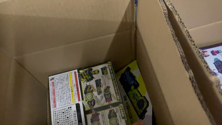 还是那句话，生活比玩具更重要，男孩子终归要存点钱，还有就是希望我的粉丝不会再偷父母的血汗钱来买玩具。