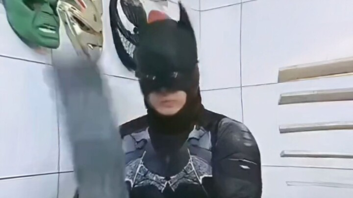 《Huấn luyện phục hồi của Người Dơi》